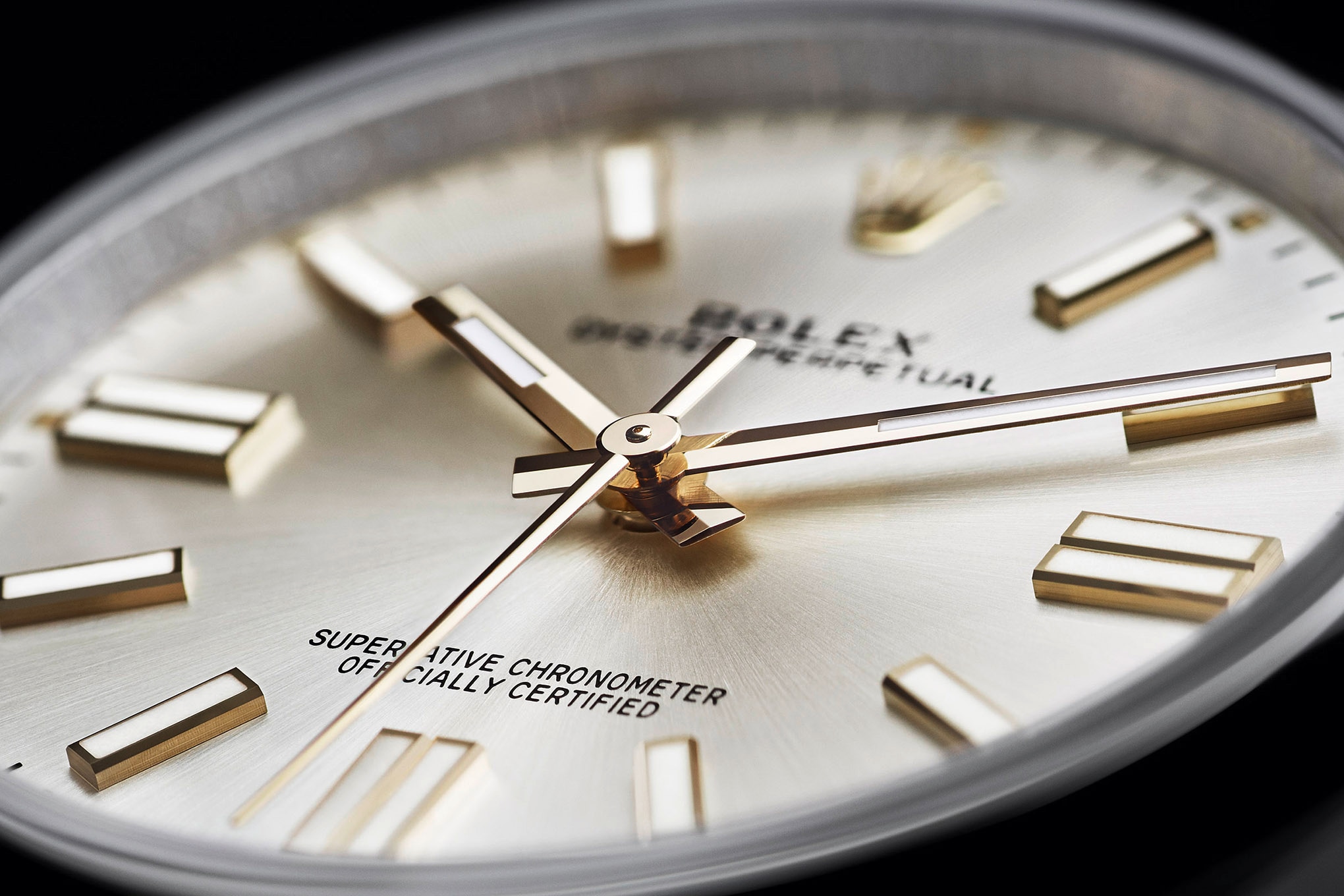 Rolex Date 2-Tone 34mm Jubilee Watch w/MOP Diamond Dial & Bezel