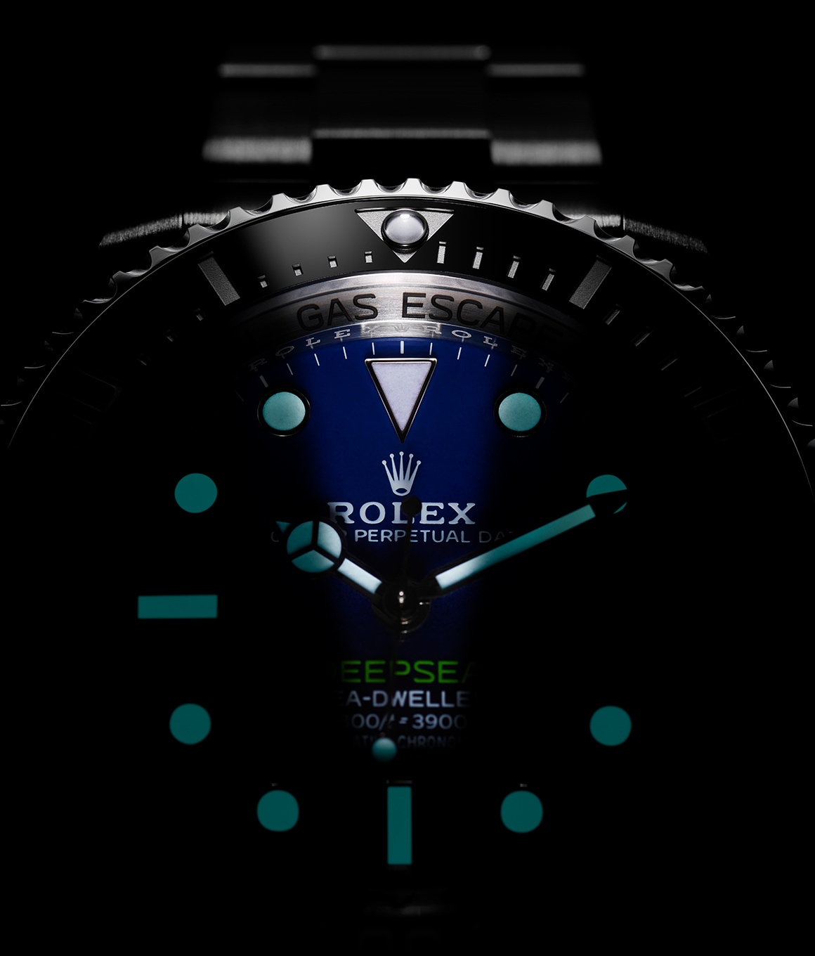 Rolex Day-Date 40 18kt White Gold Blue Dial